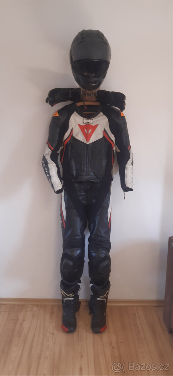 Dainese dvoudílná kombinéza 175cm 75kg