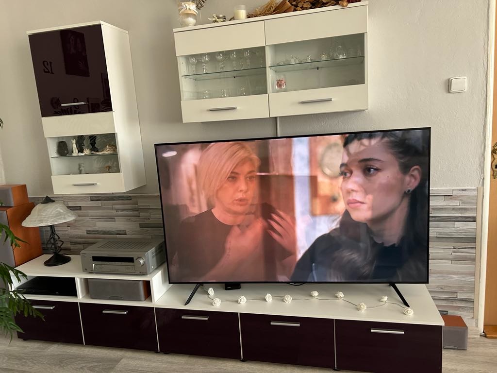 TV stěna a komoda