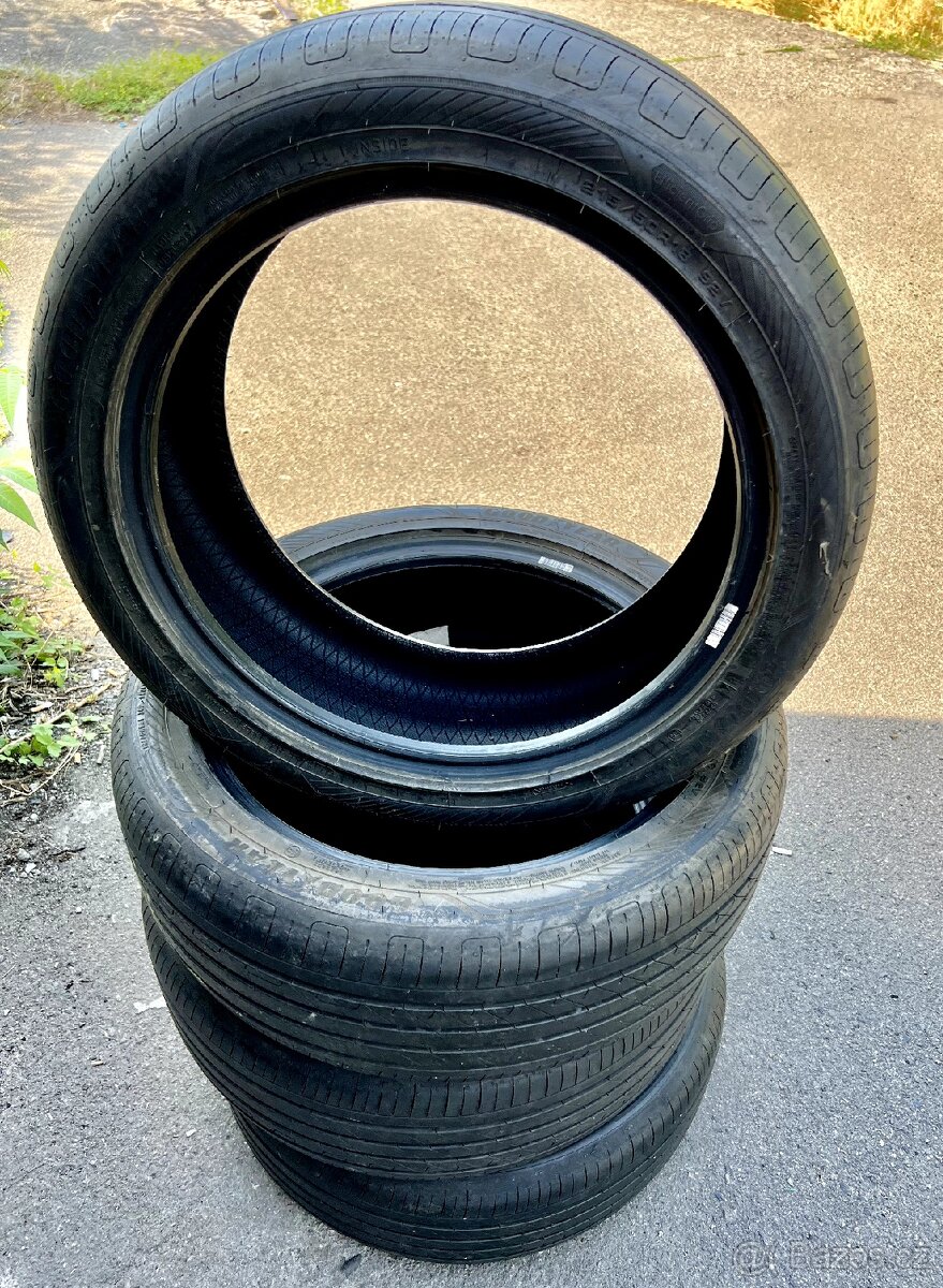 Letni pneu Goodyear 215/50 R18, dot 22, Nove