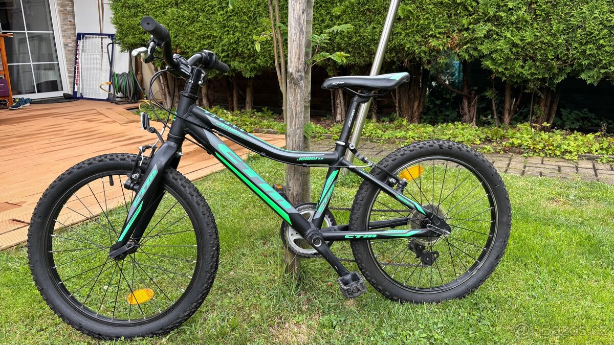 CTM Jerry 3 vel. 20 + helma 52-55 cm