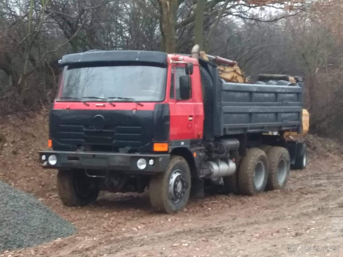 Tatra 815