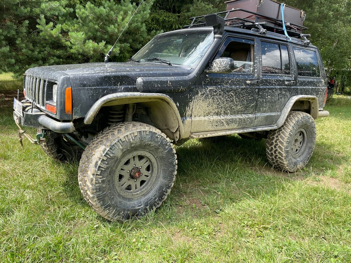 Jeep cherokee xj 4.0 rok 99