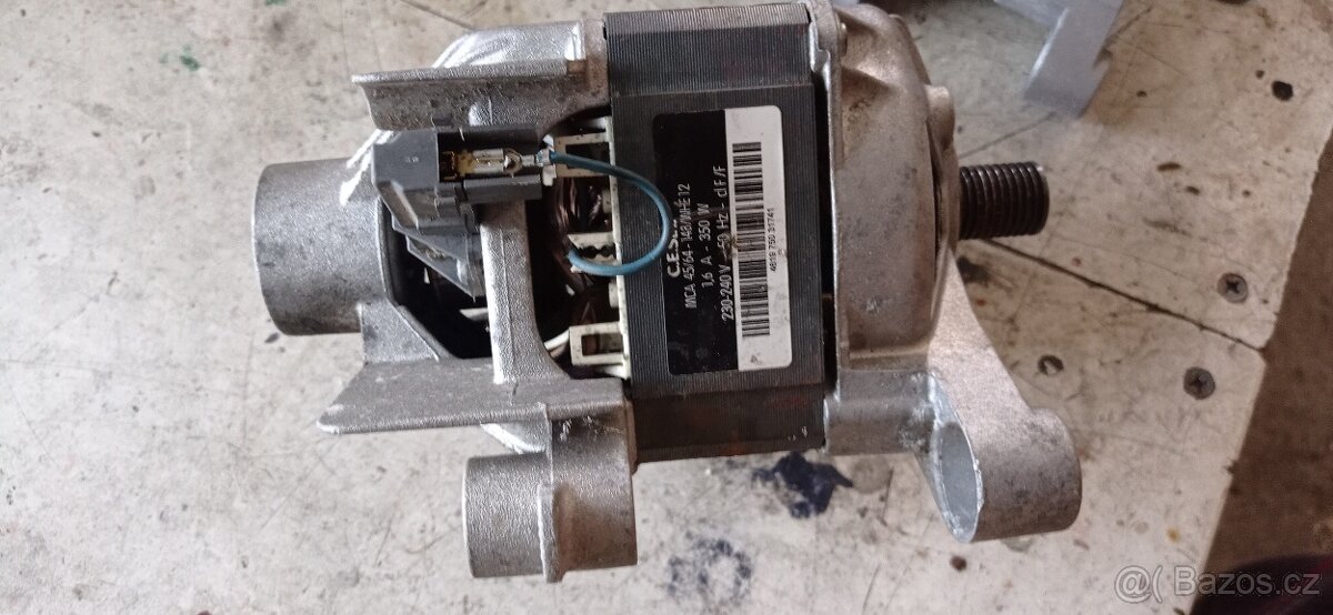 Motor z pračky Whirlpool