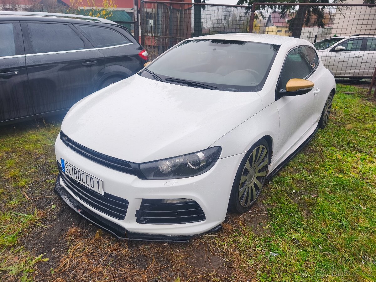VW  Scirocco r-line