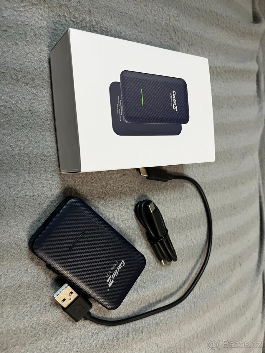 Adaptér Carlinkit pro bezdrátové připojení CarPlay/Android A