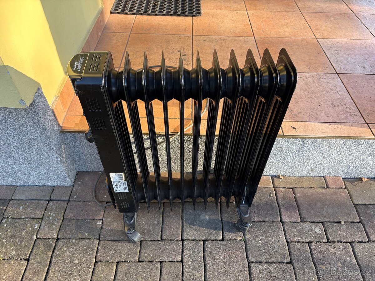 Voltomat HEATING Olejový radiátor 2500 W; 11 žeber