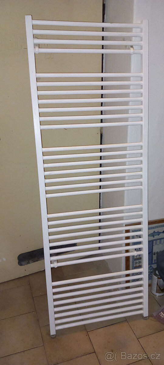 Topný žebřík 60x165 cm