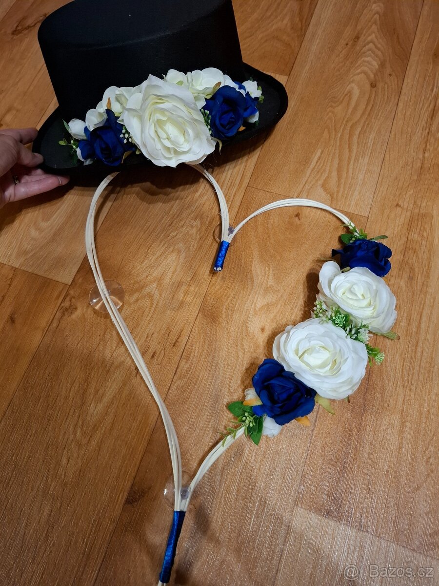 Svatební dekorace na auto - tmave modrá