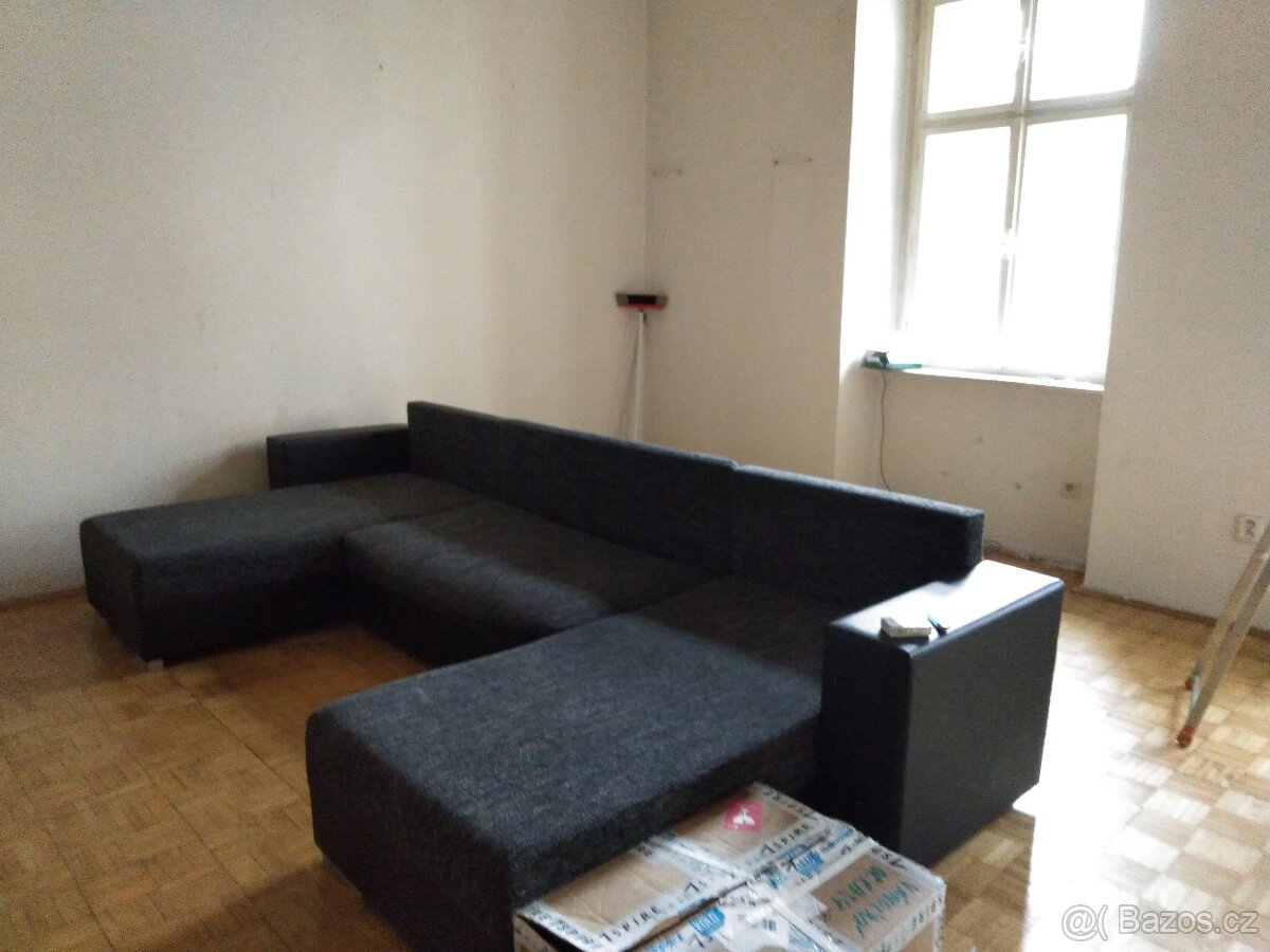 Rohy rozkládací gauč