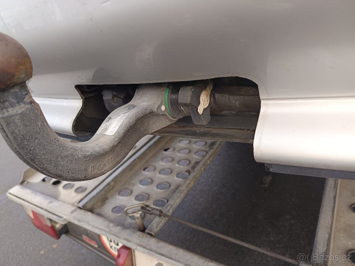 BMW E39 combi - tažné zařízení ORIS + bajonet +2klicky