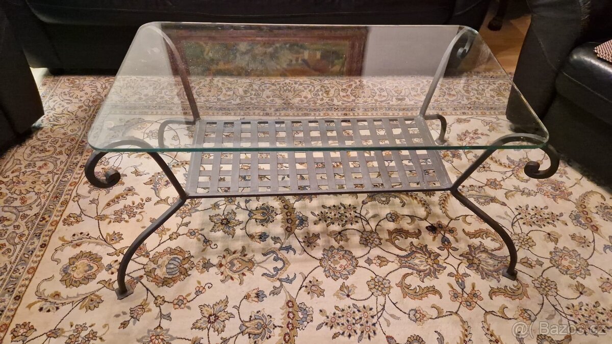 Konferenční stolek kovaný černý