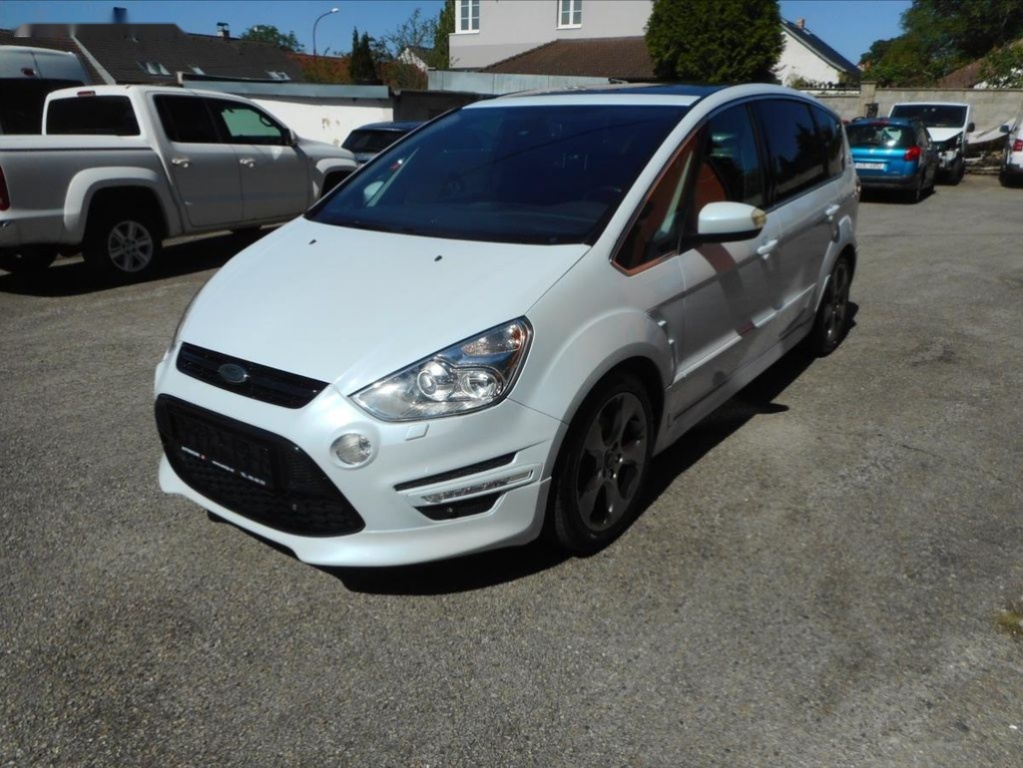 Ford S-MAX,2,0 i TITANIUM