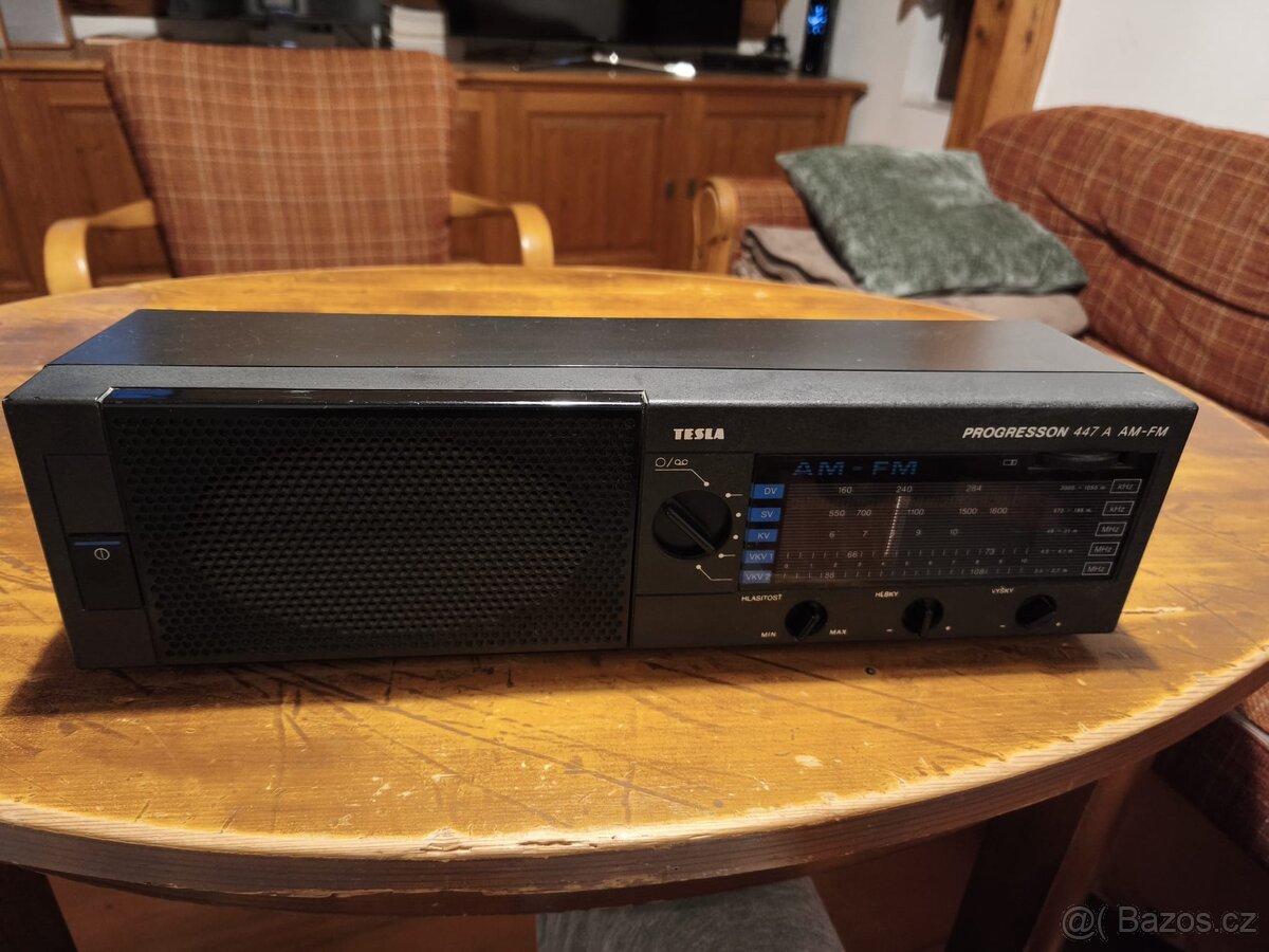Rádio Tesla Progresson 447 A