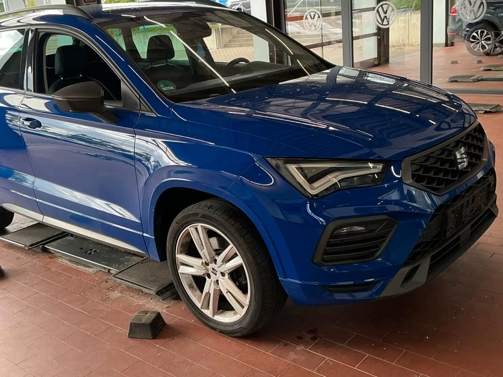 2022 Seat Ateca FR 2.0 TDI 110kw manuál,keyless,senzory