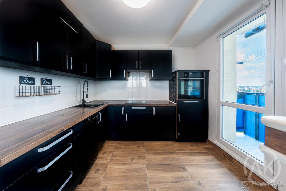 Apartment for sale · 4 m² · Ostrava — 198 454 €