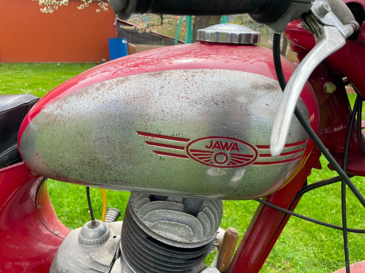 Jawa 250