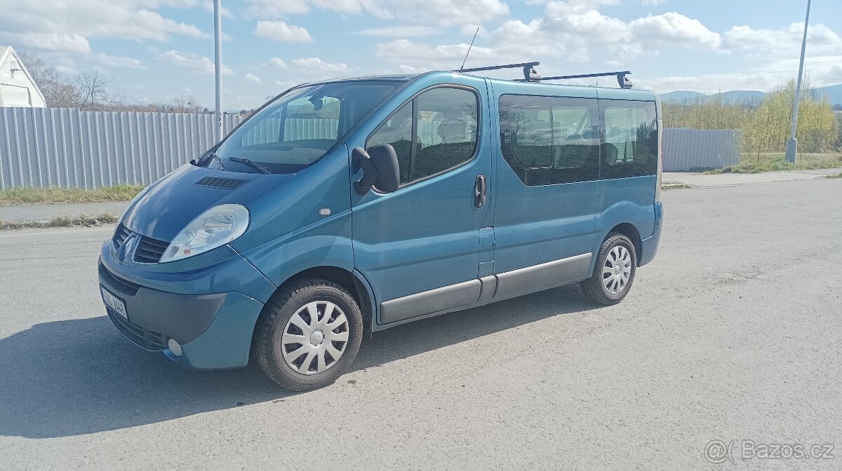 RENAULT TRAFIC  2.0 DCI  9 MIST