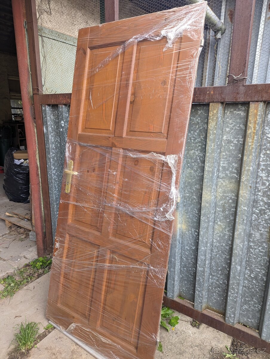 Interiérové drevené dvere - 2x
