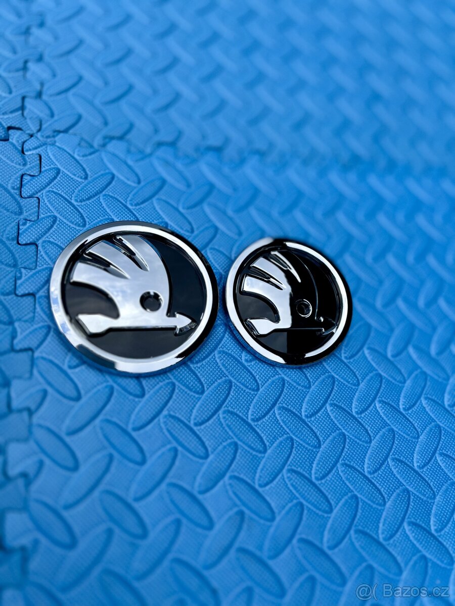 Přední ,zadní znak na vozy Škoda 80 - 90mm