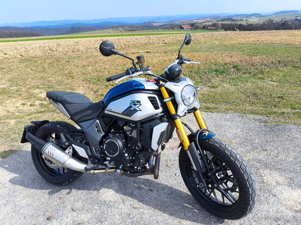 CFMOTO Heritage 700 CL-X. Stav nové.