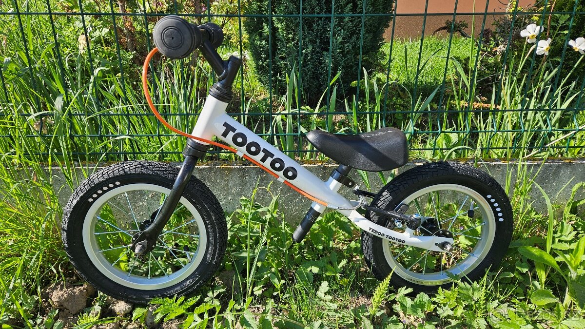 Odrážecí kolo TooToo bílé - TOP stav