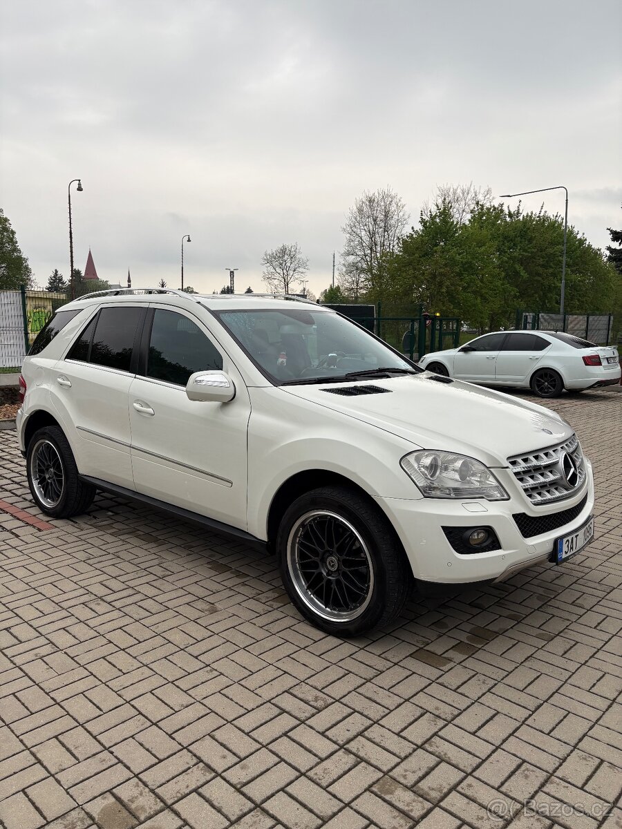 Mercedes ml 320 cdi 165 kw rok 2010 najeto 260 tis