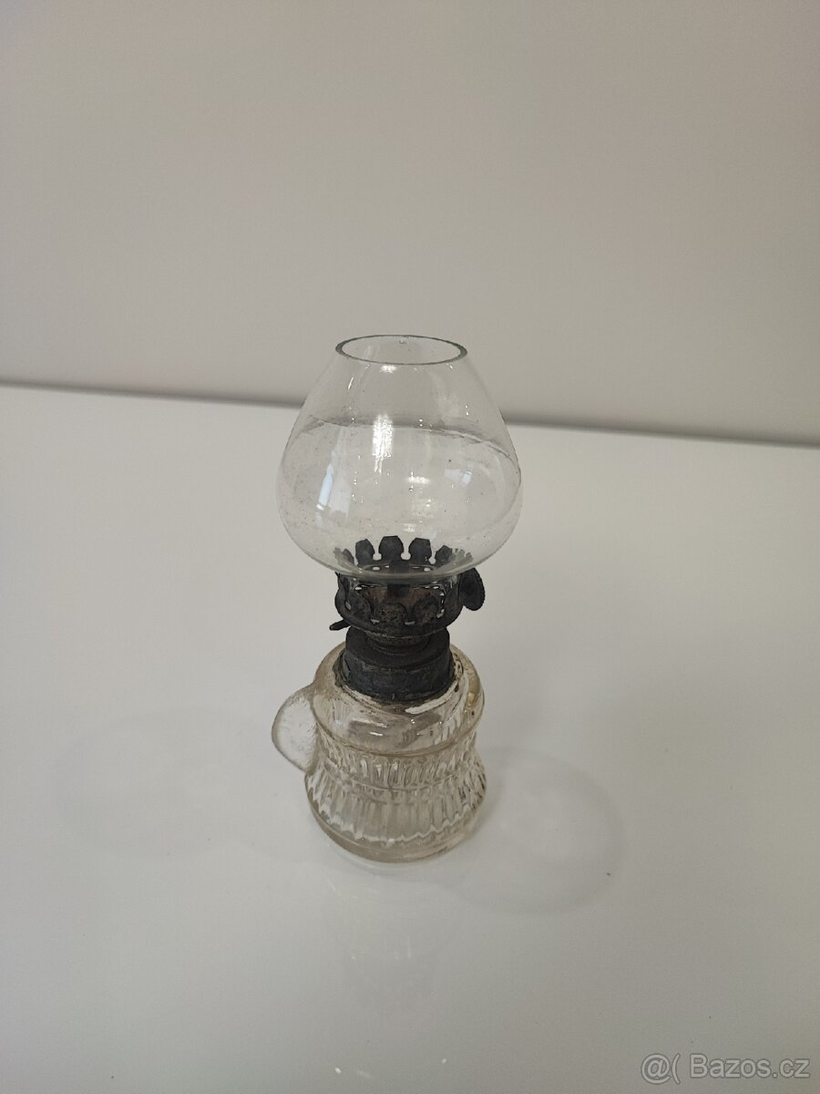 Petrolejová lampa