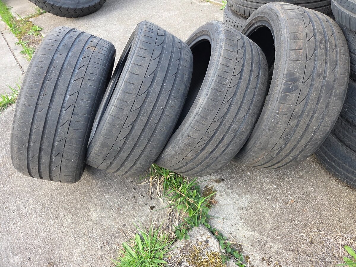 235/45 r19, 235/45/19