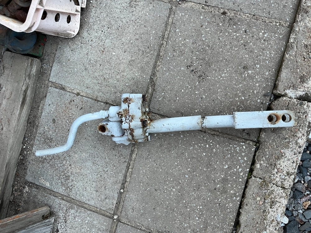 Prodám plně funkční točící sloupek na ZETOR25
