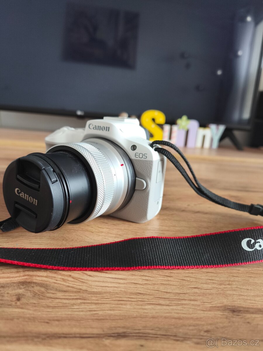 CSC fotoaparát Canon EOS R50 + RF-S 18-45 IS STM, bílý-45
