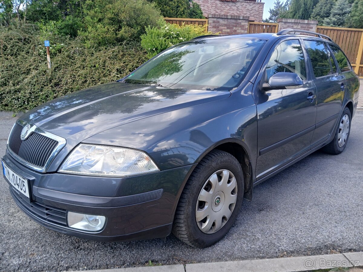 OCTAVIA,1.6 BENZÍN,2008,DIGI,VÝHŘEV,TEMP,TAŽNÉ,PLNÝ SERVIS