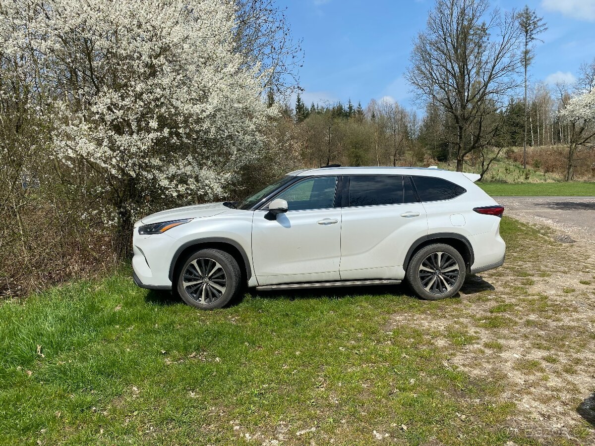 Highlander Executive 4x4 2,5 Hybrid e-CVT AWD-i benzin