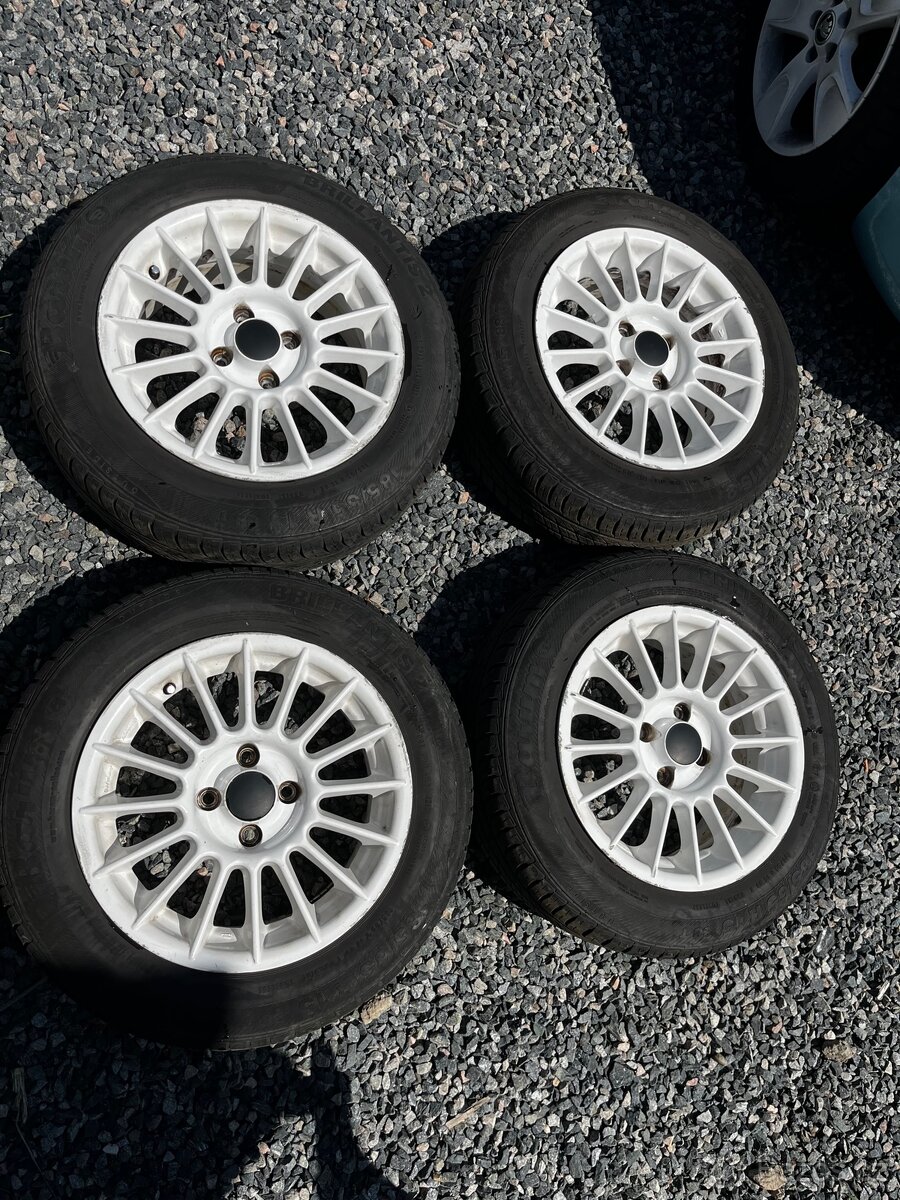 Alu kola 7Jx15 + letní pneu Barum