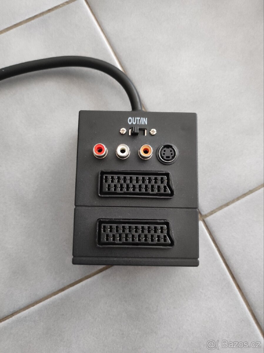 Adaptér SCART - 3x cinch + S-video, přepínatelné IN/OUT