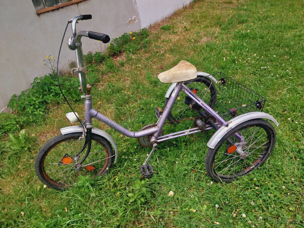 Tříkolka pro dospělé s košíkem
