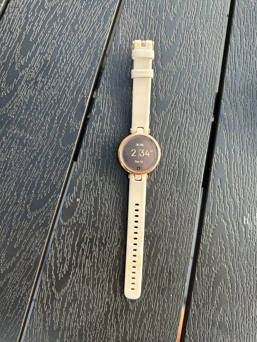 Chytré dámské hodinky GARMIN Lily Sport Edition
