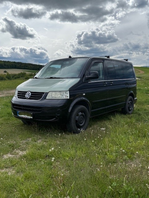 Predám VW Multivan -T5 , 4x4