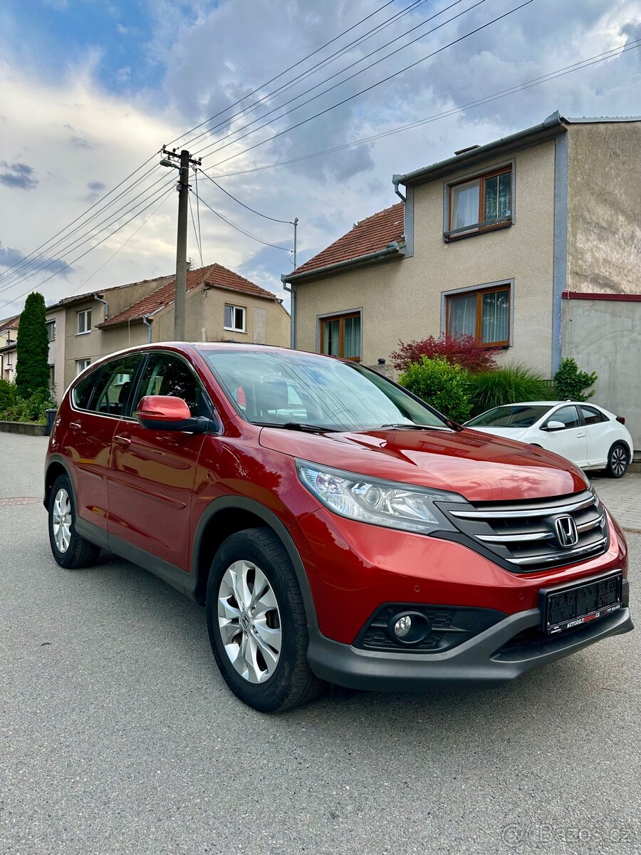 Honda CR-V 2.2 i-DTEC Automat, 2014 – Krásný a udržovaný