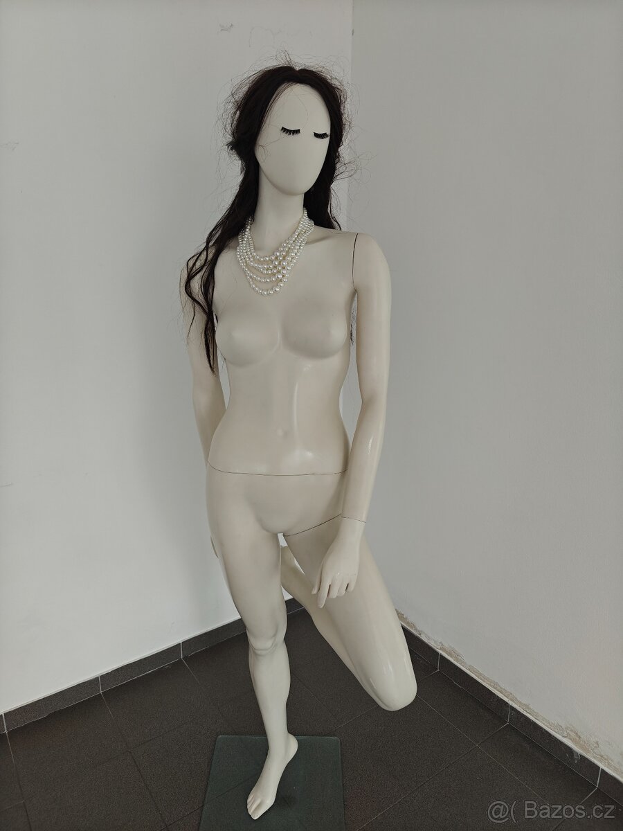 Dámská fgurina Cofrad Mannequins