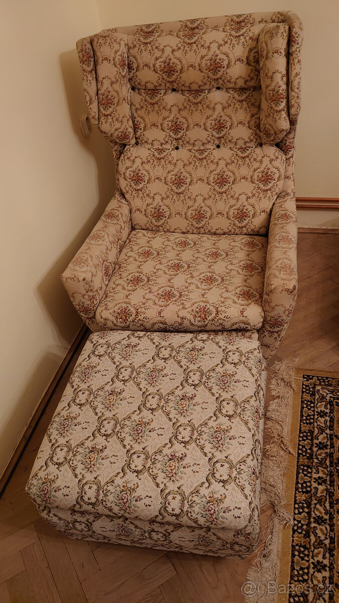 Retro ušák + taburet