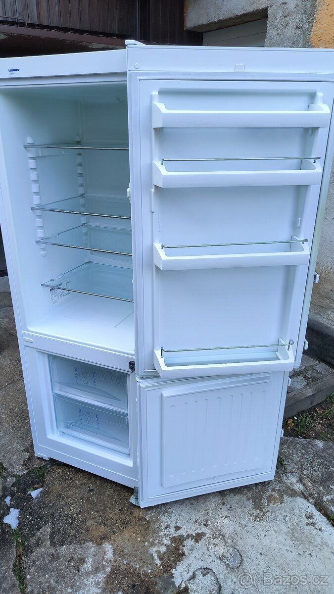 Liebherr lednice s mrazákem 160cm perfektní stav