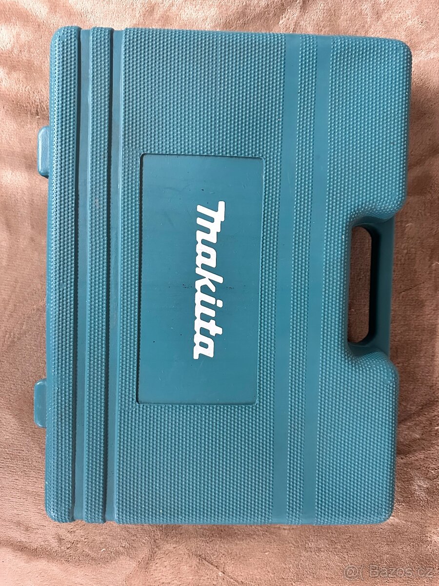 Makita kufr