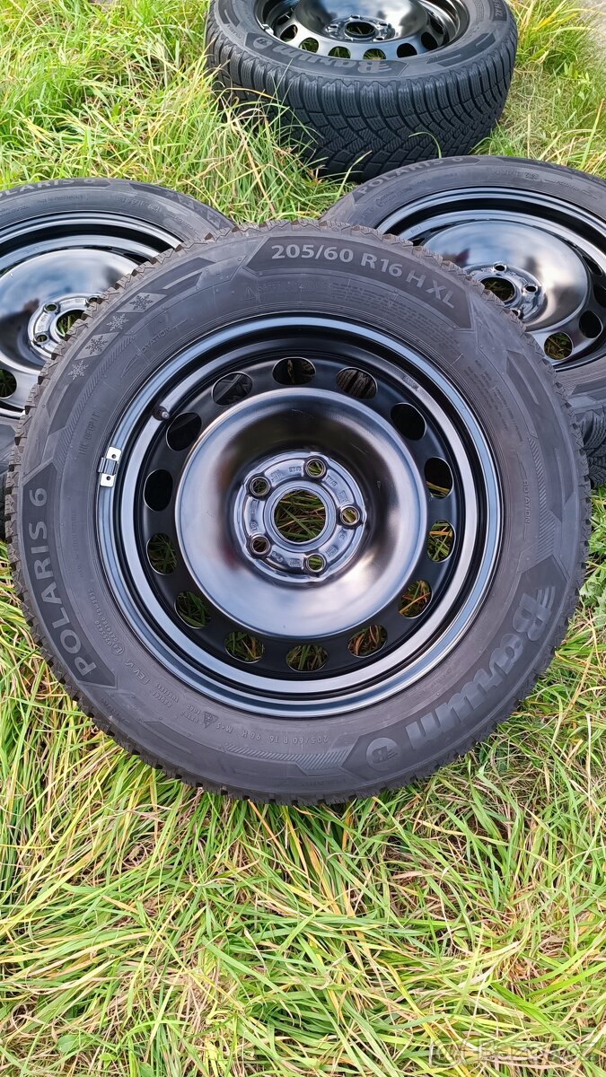 Zimní kola Škoda Octavia 4, 5x112 R16, 205/60 R16 NOVÉ