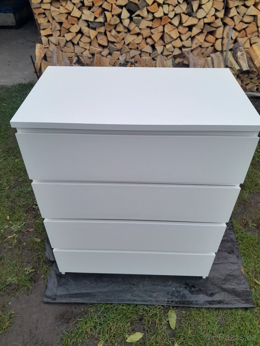 Ikea komoda Malm 4 zásuvky
