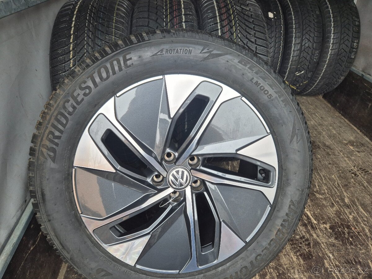 Nová zimní kola ID.4 Volkswagen hammar r19