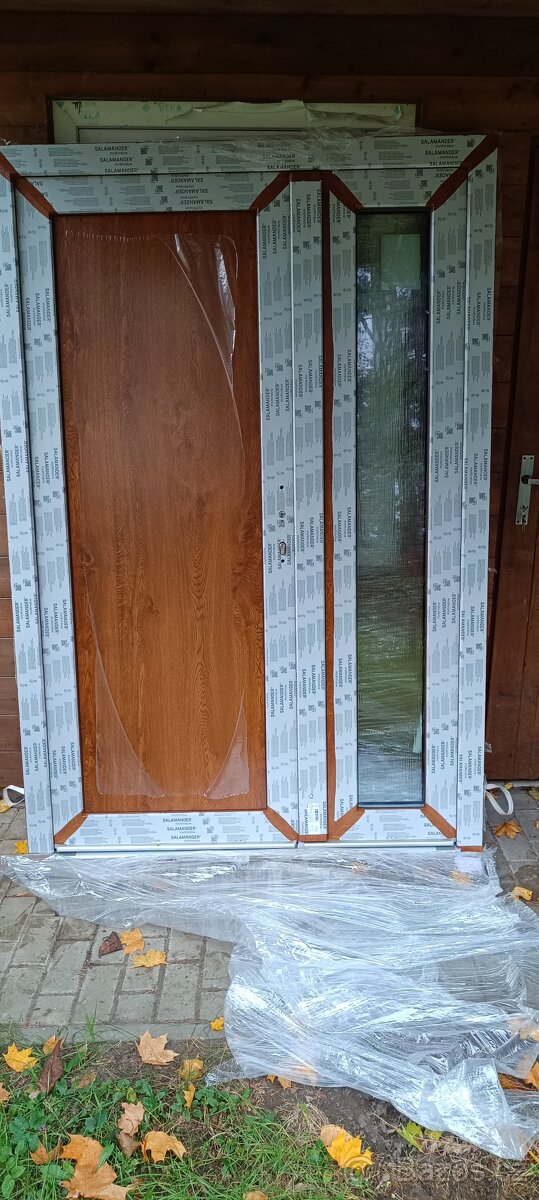 Prodám vchodové dveře