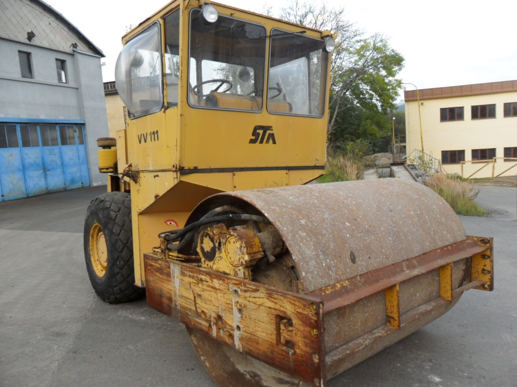 Náhradní díly na válec Stavostroj VV110,111,113,170: zadní