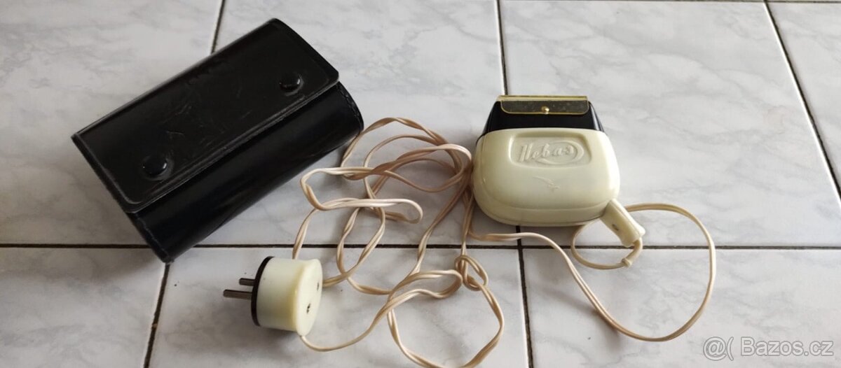 Retro holící stroje Heba