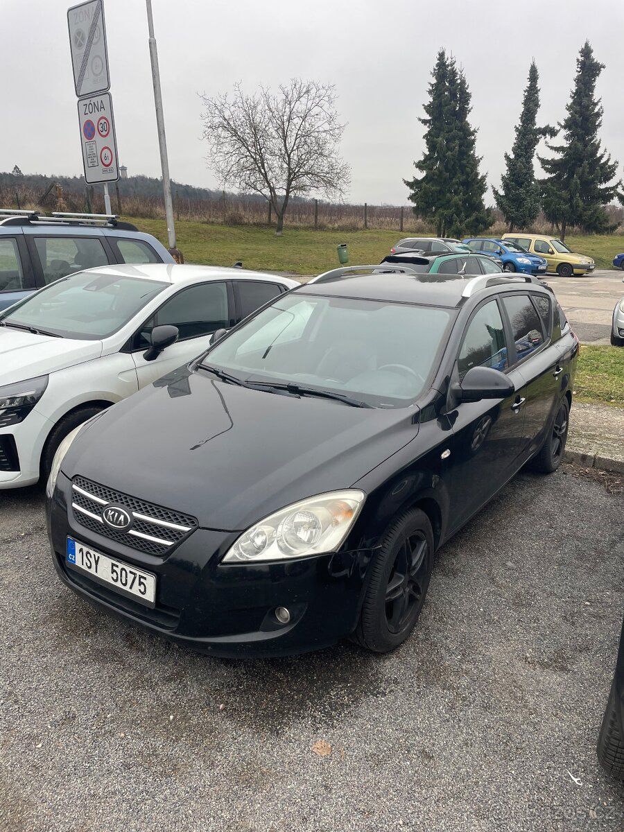 Kia Ceed - nepojízdná