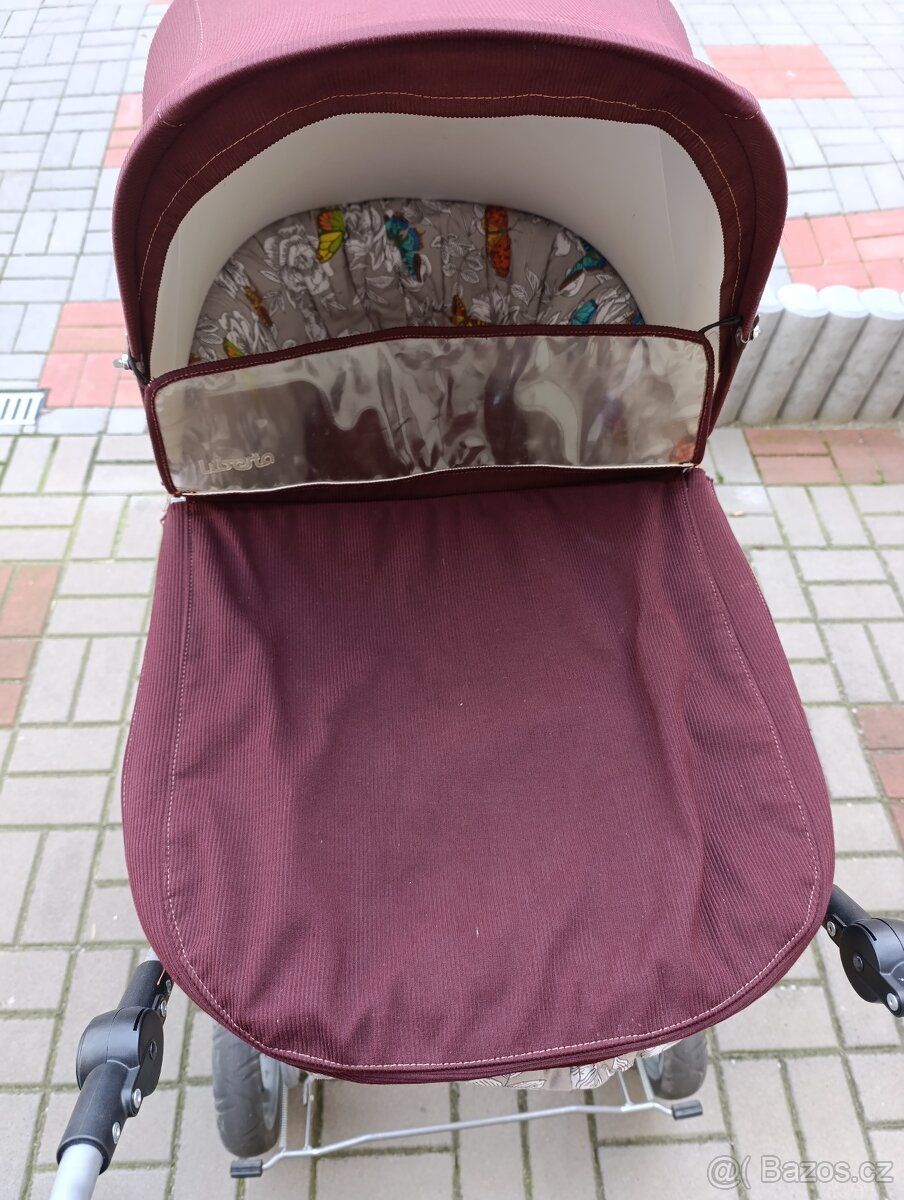 Kočárek značky Liberta